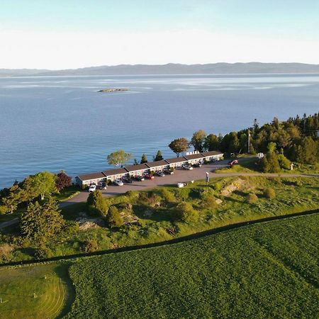 Motel Cap Blanc Kamouraska Exteriér fotografie